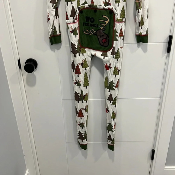 The lazy one kids  size 12 holiday onsie - Picture 8 of 9